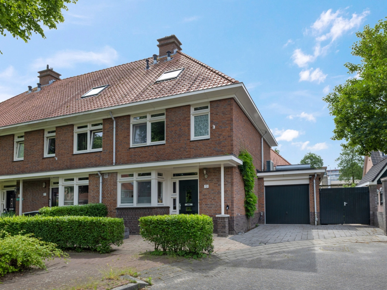 Hoekwoning te koop: Nijverheidplein 13, Ede